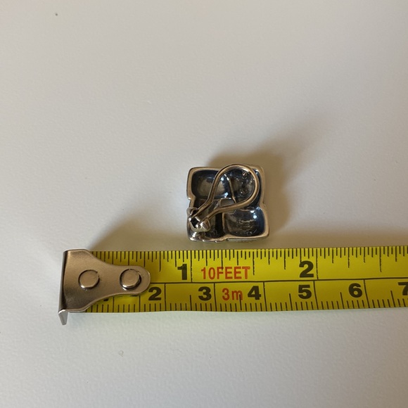 Retired James Avery Diamond Shaped Sterling Silver Earrings Pierced - Picture 5 of 5